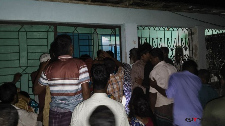 ঘরে ঢুকে বিএনপি নেতার মাকে হত্যা, লুটের অভিযোগ