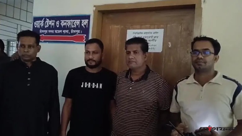 পিন্টু দাসের স্ত্রী ও দুই সন্তানকে পরিবারের জিম্মায় হস্তান্তর