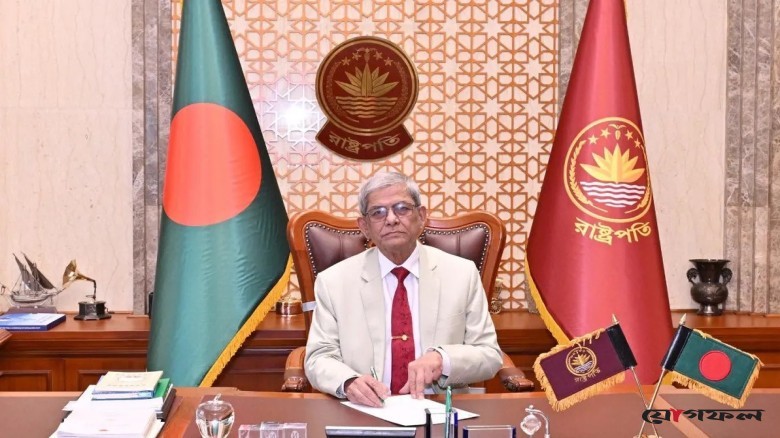 ‘আর কোনো মাকে সন্তানের জন্য, স্ত্রীকে স্বামীর জন্য চোখের পানি ফেলতে হবে না’  রাষ্ট্রপতি মির্জা ফখরুল