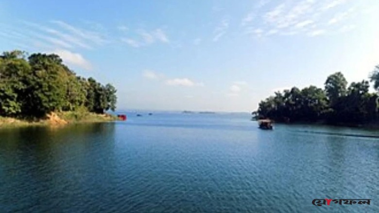 কাপ্তাই হ্রদে পাথর বাঁধা যুবকের মরদেহ উদ্ধার, আটক ১