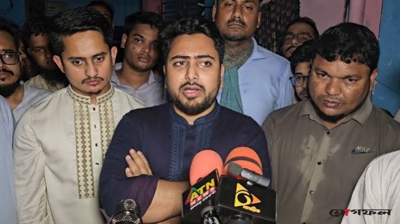 জুলাই যোদ্ধাদের চিকিৎসায় গাফিলতি নয়, সরকারের প্রতি নাহিদ ইসলামের আহ্বান