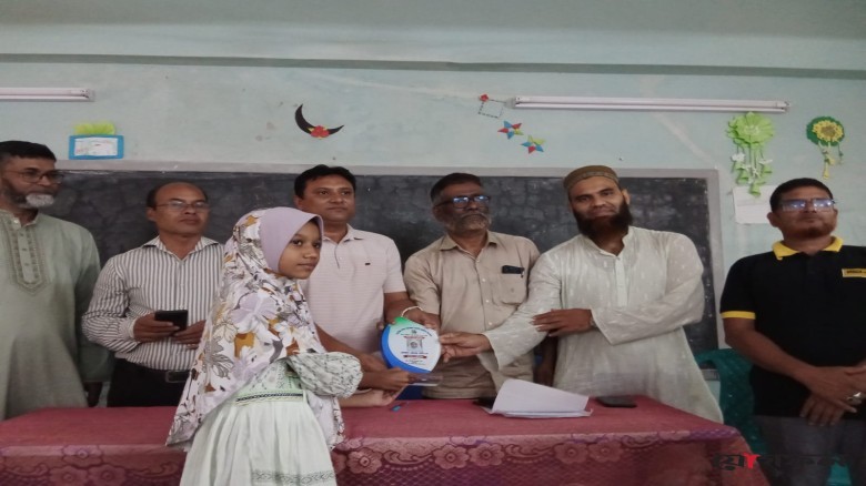 বেলকুচিতে কৃতি শিক্ষার্থীদের বৃত্তি সম্মাননা ও কমিটির পরিচিতি সভা অনুষ্ঠিত